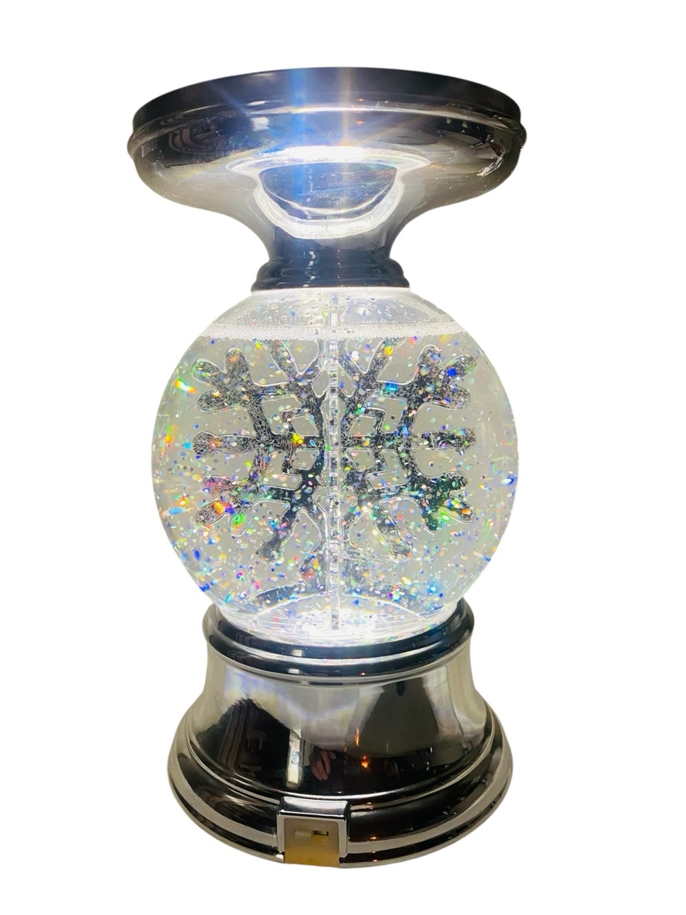 Bath & Body Works Musical Snowflake Water Globe 3 Wick Candle Holder